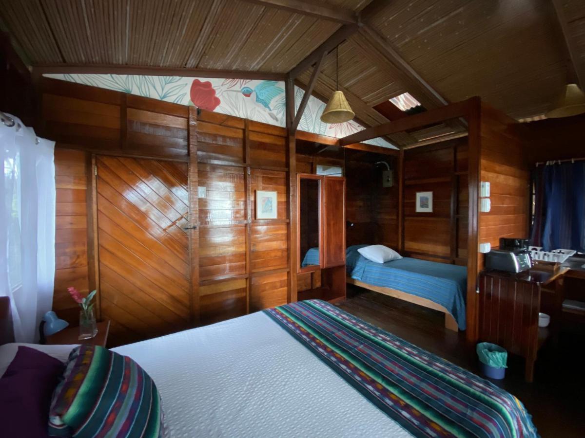 Pacific Edge Eco Lodge Dominical Bagian luar foto