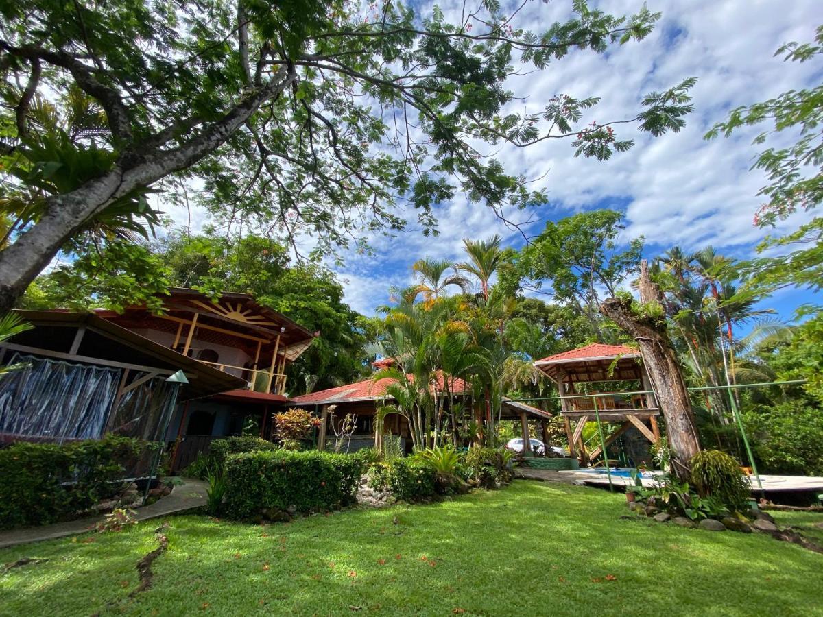 Pacific Edge Eco Lodge Dominical Bagian luar foto