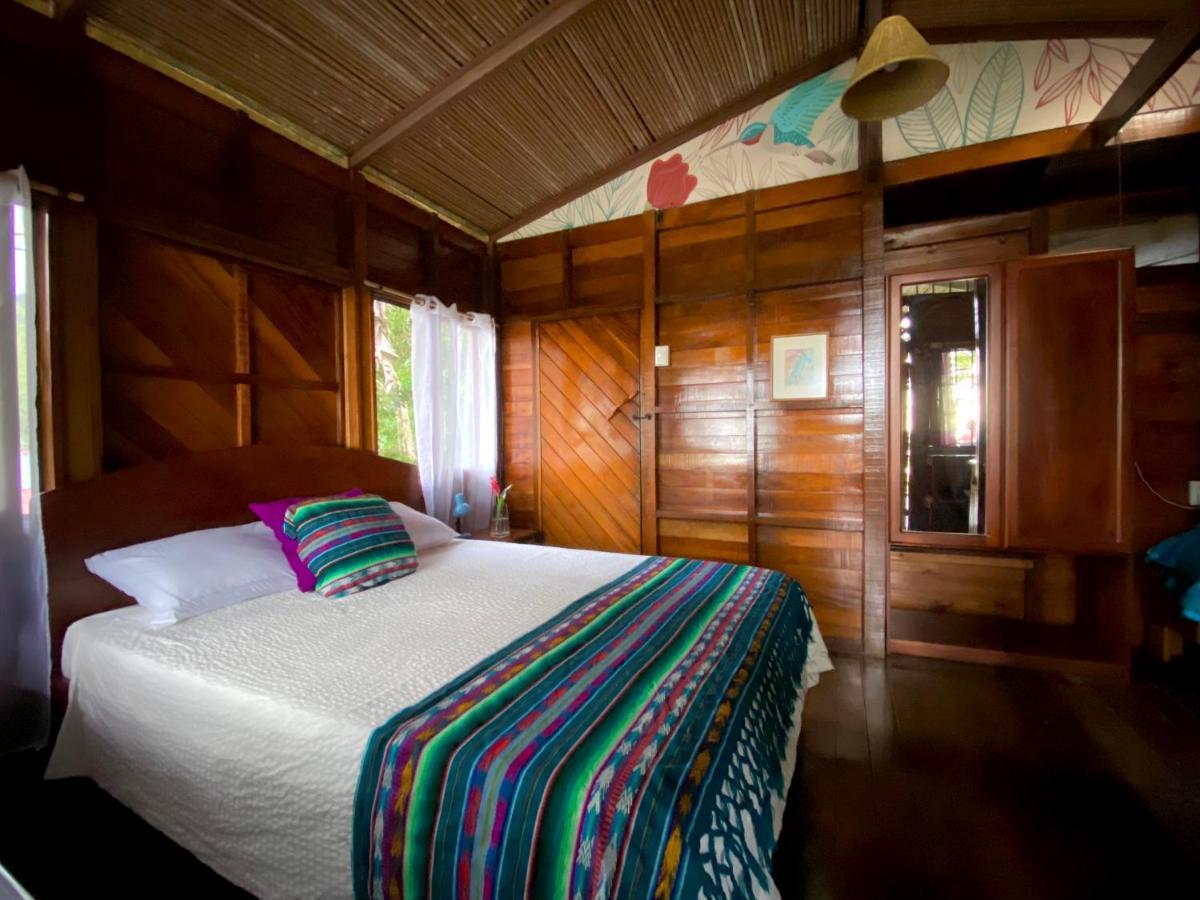 Pacific Edge Eco Lodge Dominical Bagian luar foto